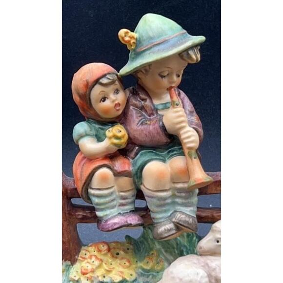Goebel Hummel Eventide #99 Hand-Painted Porcelain Figurine - Vintage - Beautiful - Picture 2 of 15